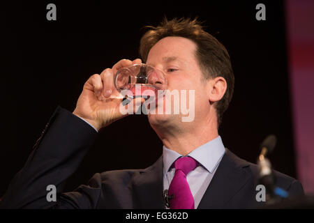 Nick Clegg befasst sich mit die British Chambers Of Commerce-Konferenz in London Stockfoto