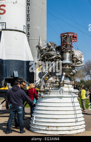 Aufhänger Unterbringung der Saturn V-Rakete auf die Rakete Park, NASA Johnson Space Center in Houston, Texas, USA. Stockfoto