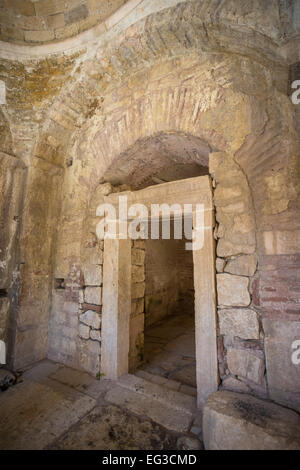 Türkei-Myra. Das Innere der Kirche von St. Nikolaus. Stockfoto