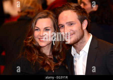 Frederick Lau und seine Freundin Annika Kipp Teilnahme an der Abschlussfeier auf der 65. Berlin International Film Festival/Berlinale 2015 am 14. Februar 2015. / picture Alliance Stockfoto