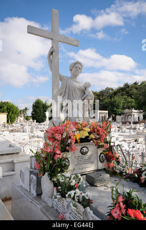 Grab von Amelia Goyri, La Milagrosa oder Miraculous, Colon Friedhof, Aldecoa, Havanna, Ciudad De La Habana, Kuba Stockfoto