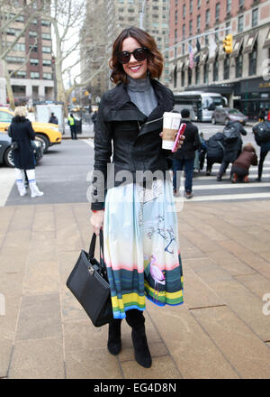 New York City, New York, USA. 14. Februar 2015. Carrie Colbert Ankunft bei Lacoste Modenschau in New York City - 14. Februar 2015 - Foto: Start-und Landebahn Manhattan/Charles Eshelman/Picture Alliance/Alamy Live News Stockfoto