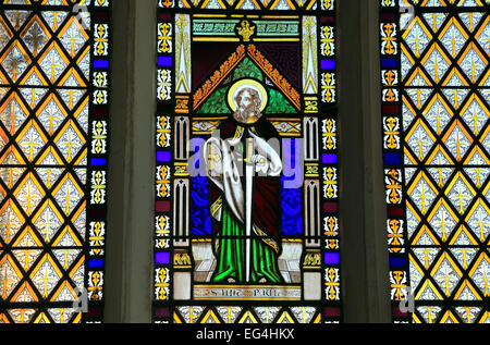 St.Paul, Buntglasfenster von Joseph Grant von Costessey, 1856, Sankt Wighton, Norfolk, England UK Heiligen Stockfoto