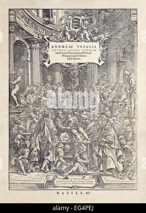 Frontispiz von "De Humani Corporis Fabrica Libri Septem" von Andreas Vesalius (1514-1564) veröffentlicht im Jahre 1543. Vesalius sezieren eine weibliche Leiche mit ihrem Unterleib geschunden offen gezeigt, von Zuschauern umgeben. Kartusche mit Autorennamen und Buchtitel ist sein Wappen. Siehe Beschreibung für mehr Informationen. Stockfoto