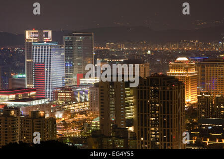 Blick vom Turm Taipeh 101 Tower bei Nacht, Taipei, Taiwan, China, Asien Stockfoto