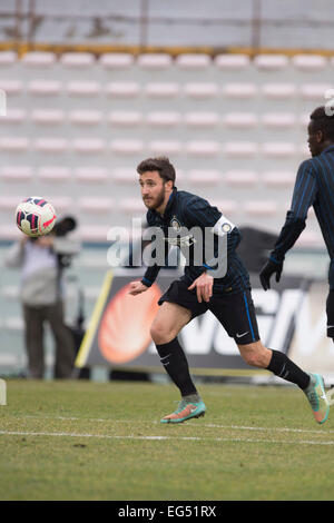 Pisa, Italien. 16. Februar 2015. Giacomo Sciacca (Inter) Fußball: Viareggio Turnier-Finale match zwischen Inter 2-1 Hellas Verona Arena Garibaldi-Stadion in Pisa, Italien. Bildnachweis: Maurizio Borsari/AFLO/Alamy Live-Nachrichten Stockfoto