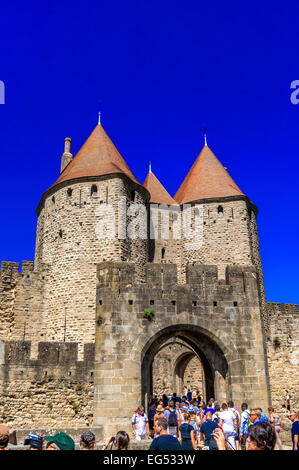 Entrée du Chateau et Remparts De La Cité de Carcassonne-Aude Frankreich 11 Stockfoto