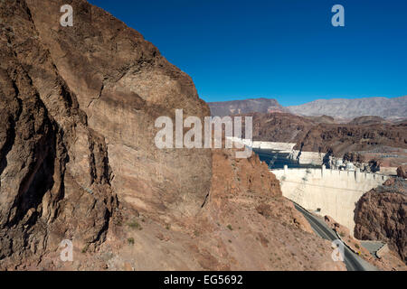 NACHGESCHALTETEN GESICHT HOOVER DAM BLACK CANYON LAKE MEAD NEVADA USA 10/2014 Stockfoto