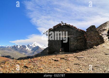 Berghütte am Chacaltaya Peak, höchste Skigebiet der Welt, Bolivien Stockfoto