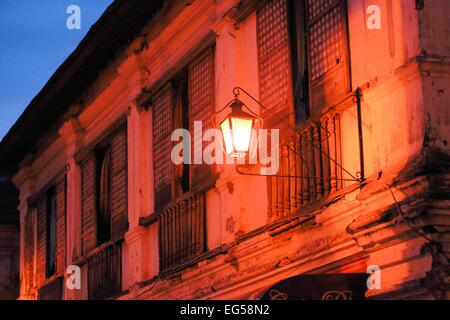 Spanisch kolonialen Straße Chrisologo in der UNESCO Weltkulturerbe Stadt Vigan, Philippinen Stockfoto