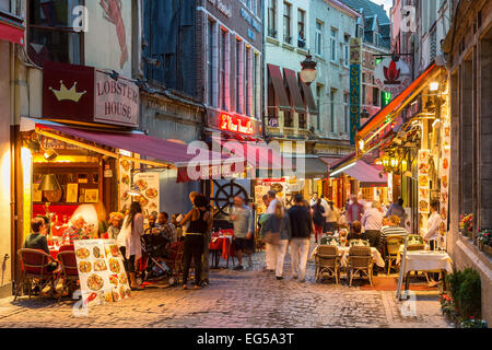 Brüssel-Street View in der Nacht Stockfoto