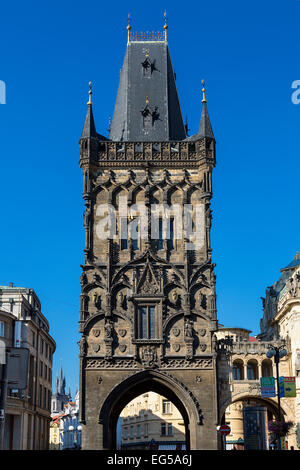 Pulverturm, Prag, Tschechische Republik. Stockfoto