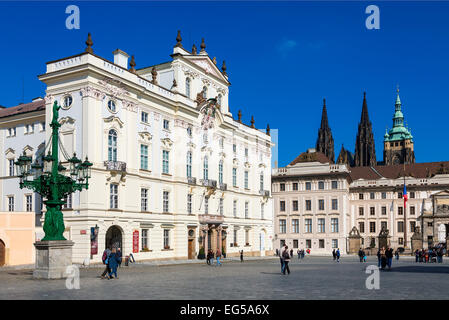 Prag, Palast des Erzbischofs, Hradcanske namesti Stockfoto