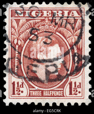 NIGERIA - ca. 1946: Eine Briefmarke gedruckt in Nigeria zeigt Bild von König George VI, Serie, ca. 1946 Stockfoto