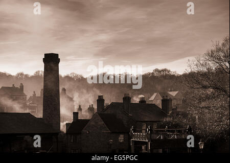 Blick über die Dächer in Dudley, West Midlands, England. Stockfoto