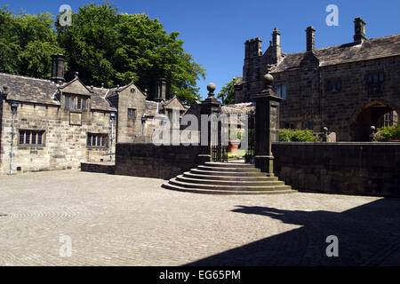 Hoghton Turm, ursprünglich aus 1109 & umgebaute 1565, gegen einen wolkenlosen Himmel / Hoghton / in der Nähe von Preston / Lancashire / UK Stockfoto