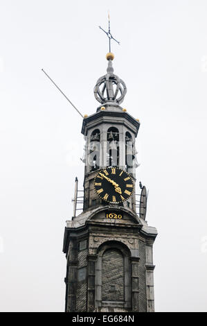 Glockenturm am Münzturm, Amsterdam, Niederlande, 1620 erbaut Stockfoto