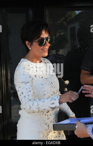 Kris Jenner entdeckte mit einem Mysterium Mann bei Craigs Restaurant Featuring: Kris Jenner wo: Los Angeles, California, Vereinigte Staaten von Amerika bei: 15. August 2014 Stockfoto