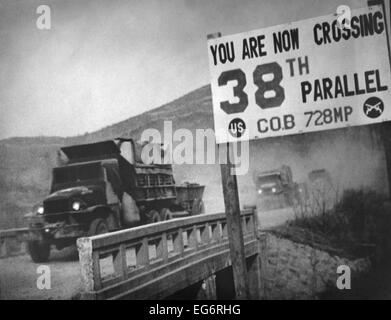 Vereinten Nationen zwingt Rückzug in Richtung Süden aus Pjöngjang, wieder überqueren den 38. in Südkorea. UN-Truppen sah hart Stockfoto