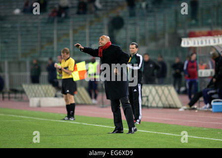 Italien. 24. November 2005. Luciano Spalletti (Roma), 24. November 2005 - Fußball: AS Roma Kopf gesehen Trainer Luciano Spalletti während der UEFA-Cup-match zwischen AS Roma 1-1 Straßburg im Stadio Olimpico in Rom in Italien. Bildnachweis: Großer Freund Foto/AFLO/Alamy Live-Nachrichten Stockfoto