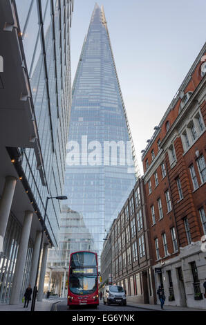 Die Scherbe betrachtet aus London Bridge Street, Großbritannien Stockfoto