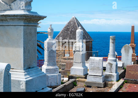 Waverley Friedhof auf den Klippen am Bronte, östlichen Vororte, Sydney, Australien Stockfoto