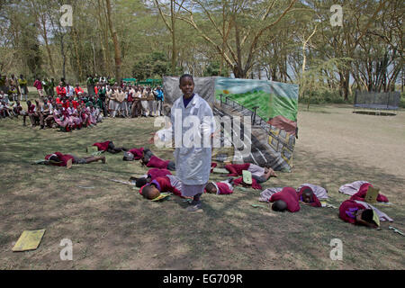 Drama-Präsentationen von kenianischen Kinder 25-Jahr-Feier am Feld Studien Zentrum Elsamere Lake Naivasha in Kenia Stockfoto
