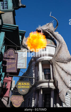 Blick auf die Wizarding World of Harry Potter Attraktion in den Universal Studios in Florida. Stockfoto