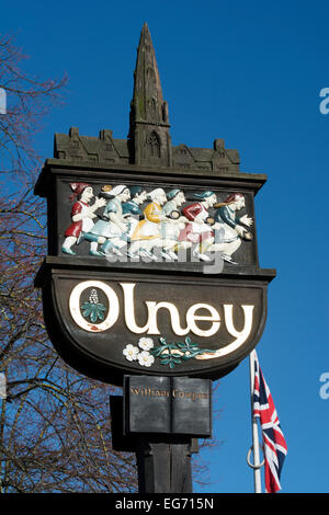 Das Dorf unterzeichnen, Olney, Buckinghamshire, England, UK Stockfoto