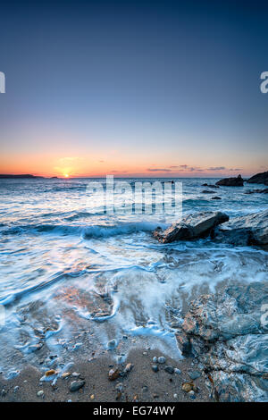 Sonnenuntergang am kleinen Fistral Beach in Newquay, Cornwall Stockfoto