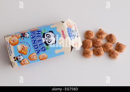 Ein Paket von Hello Panda Kekse.  Hallo ist Panda eine Marke des japanischen Keks, hergestellt von Meiji Seika. Stockfoto