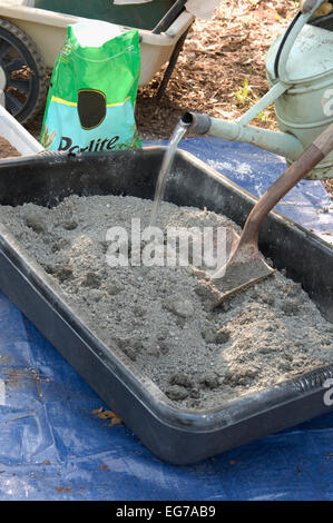 Hypertufa, Schritt für Schritt, How to Anleitung Stockfoto