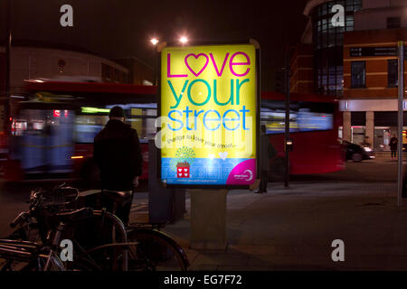 Wimbledon London, UK. 18. Februar 2015. Anzeigen von Merton Rat Förderung lieben Ihre Straße in Wimbledon Stadt Stockfoto