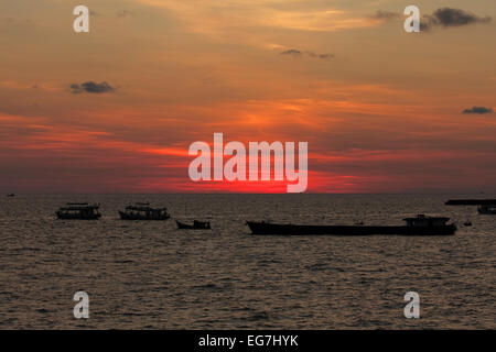 Sonnenuntergang auf der Insel Phu Quoc, Vietnam, Asien Stockfoto