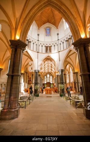 Die Tempel-Kirche ist eine Ende des 12. Jahrhunderts in London befindet sich zwischen Fleet Street und der Themse, gebaut für und von th Stockfoto