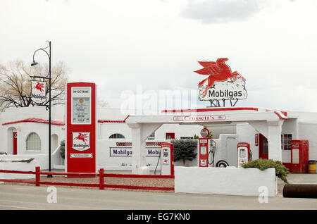 Eine restaurierte Oldtimer Tankstelle in Ellensburg Washington. Stockfoto