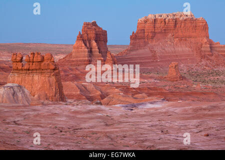 Sonnenuntergang über den Goblin Valley State Park in Utah. fallen. Stockfoto