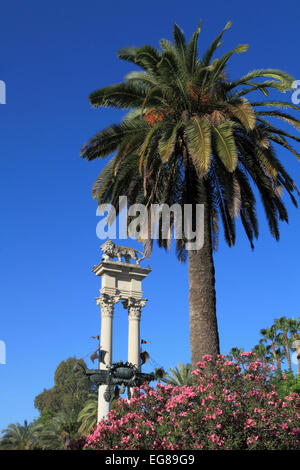 Spanien, Andalusien, Sevilla, Kolumbus-Denkmal, Palme, Stockfoto