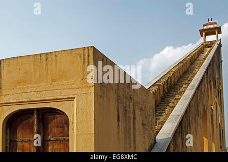 Aussichtsplattform, architektonische Sternwarte Jantar Mantar, Jaipur, Rajasthan, Indien Stockfoto