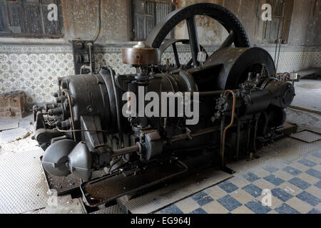 Deutsche Dieselmotor aus dem Jahr 1913 durch Korting in Hannover, Deutschland, Hacienda Yaxcopoil, Yucatan, Mexiko Stockfoto