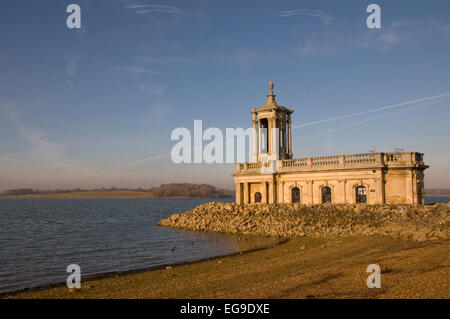 UK, Rutland Water View Normanton Kirche Stockfoto
