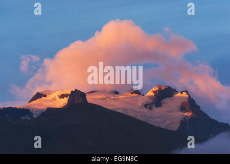 Hvannadalshnúkur in Skaftafell-Nationalpark, Island. Stockfoto