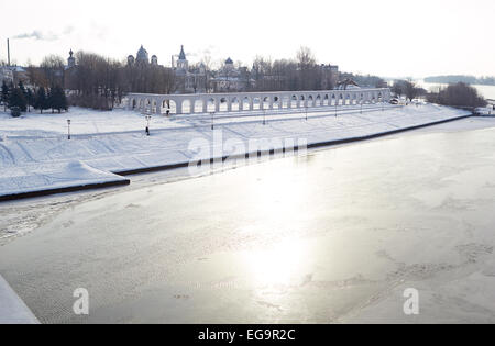 Winter-Blick auf die Yaroslav Court in Weliki Nowgorod, Russland. Stockfoto