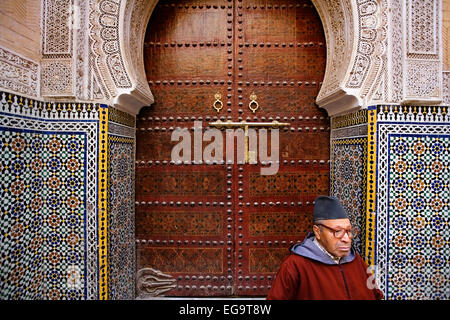 Alte Tür Medina Fes Fes el Bali Marokko Puerta Decorada de la Medina de Fes Fes el Bali marruecos Stockfoto