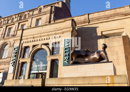 Eingang zum Leeds City Art Gallery und Bibliothek Stockfoto