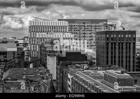 Schwarze und weiße Landschaft Foto hohe Ansicht von Manchester tower Blocks im Jahr 2012 Stockfoto
