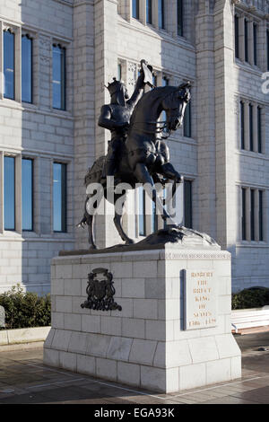 Statue von Robert the Bruce außerhalb Marischal College Aberdeen Stockfoto