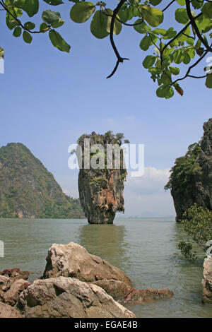 Koh Tapu in Krabi, Thailand, auch bekannt als "James Bond Insel". Stockfoto