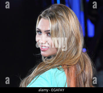 Celebrity großen Bruder Start Night in den Elstree Studios in Hertfordshire mit: Lauren Goodger Where: Elstree, Vereinigtes Königreich bei: 18. August 2014 Stockfoto