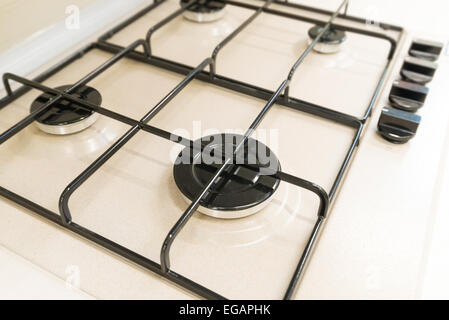 Weiße Gasherd mit Grill closeup Stockfoto